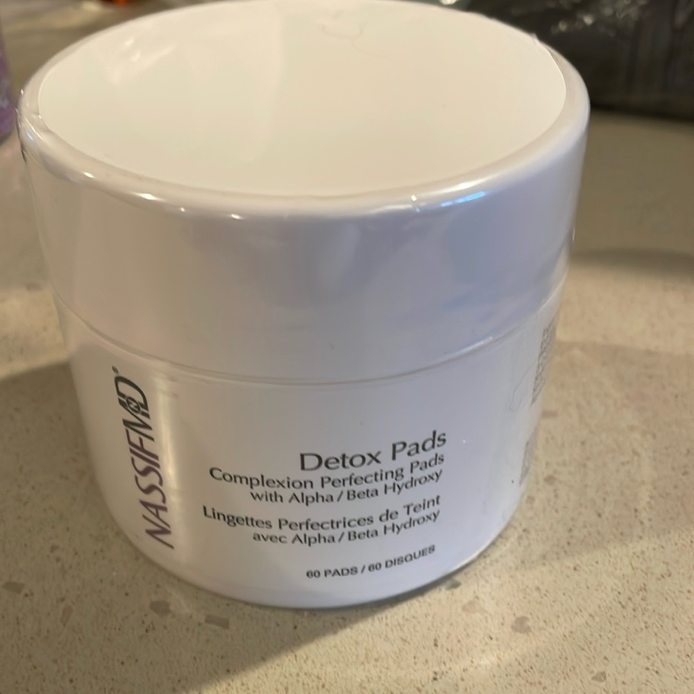 Nassif MD Dermaceuticals Detox Pads new and sealed